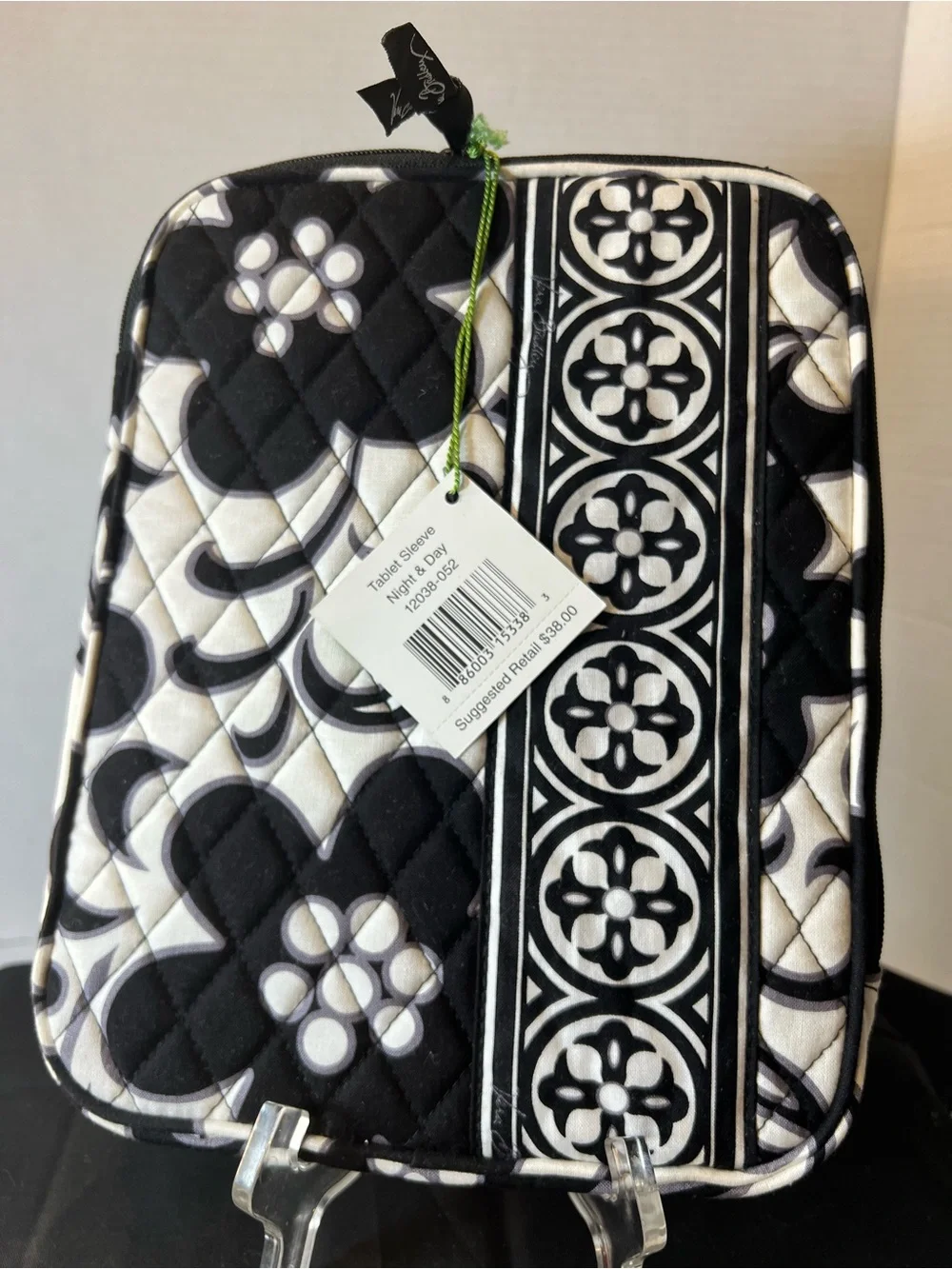 Vera Bradley Black & White Quilted Tablet Sleeve Case RETIRED Night & Day NWT